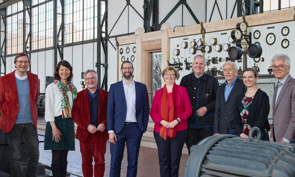 Vorstand des Bundesverband Industriekultur Deutschland e.V., Marius Krohn/Direktor Industriemuseum Brandenburg an der Havel, Constanze Roth/wiss. Mitarbeiterin INNOVENT e.V.,  Jürgen K. Enninger/Referent für Kultur, Welterbe und Sport der Stadt Augsburg,  Timo Hauge/Teamleiter Industriekultur RVR, Dr. Kirsten Baumann/Direktor LWL-Museen für Industriekultur, Thies Schröder/Geschäftführer Ferropolis GmbH,  Prof. Joseph Hoppe/Geschäftsführer BZI, Anja Nixdorf-Munkwitz/Vorstandsvorsitzende des Landesverbandes Industriekultur Sachsen e.V.,  Dr. Walter Hauser/Direktor LVR-Industriemuseum,